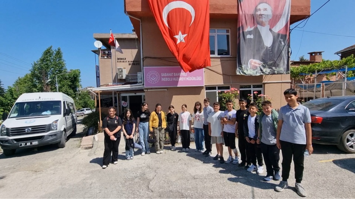 SABAHAT BAHRİYELİ İNEBOLU HUZUR EVİ'NE ZİYARET 